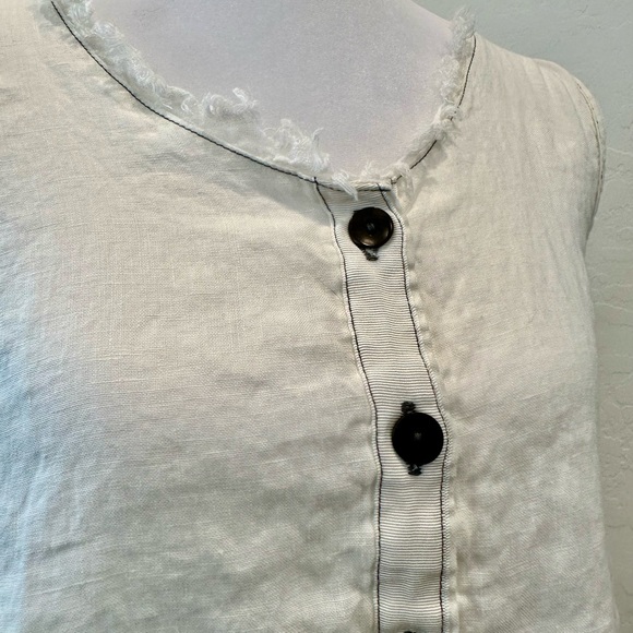 Neesh by DAR White Button-Front Sleeveless Top, Size small - Picture 2 of 11